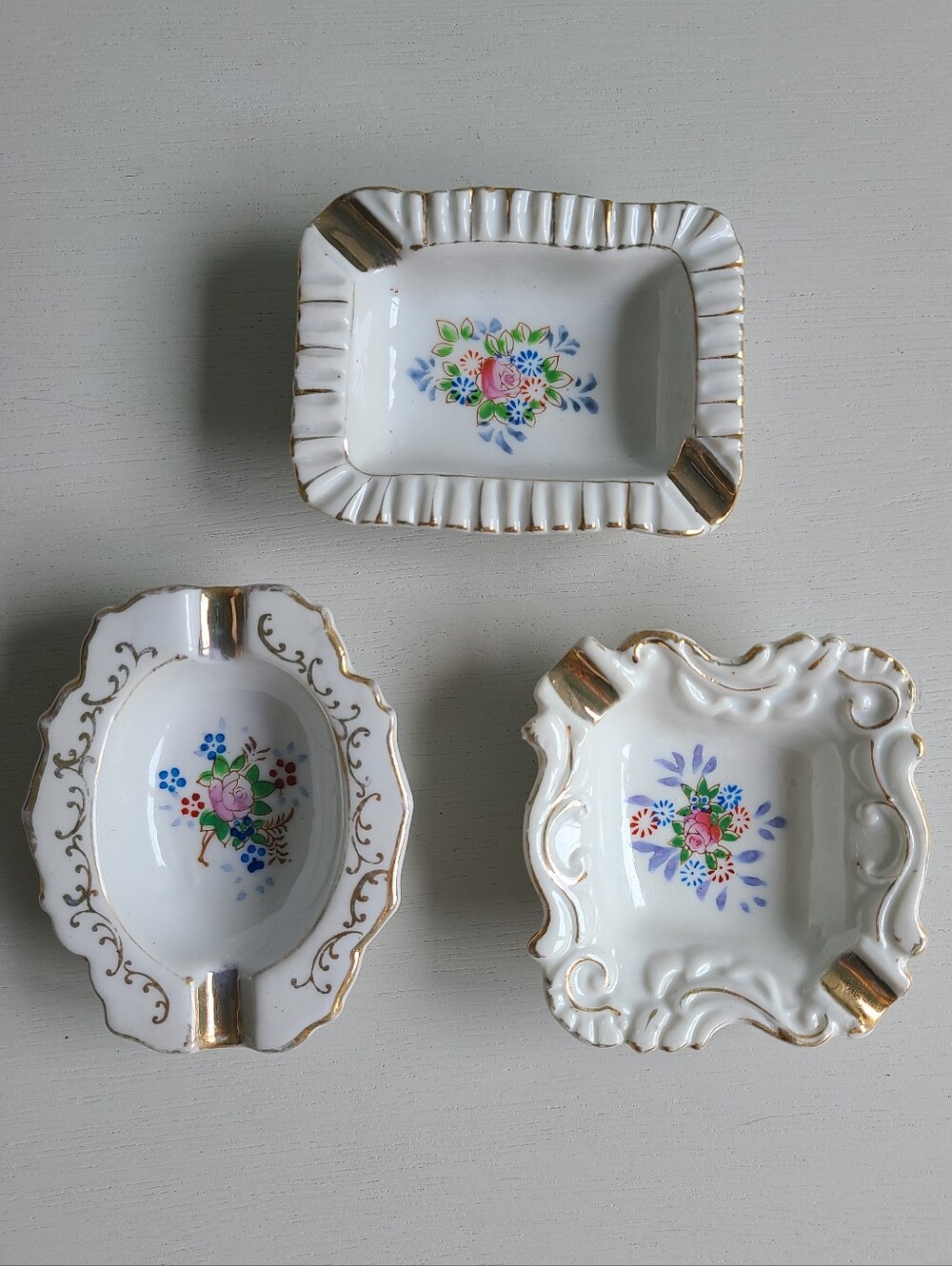 Vintage Set of Personal Floral and Gold Ashtrays